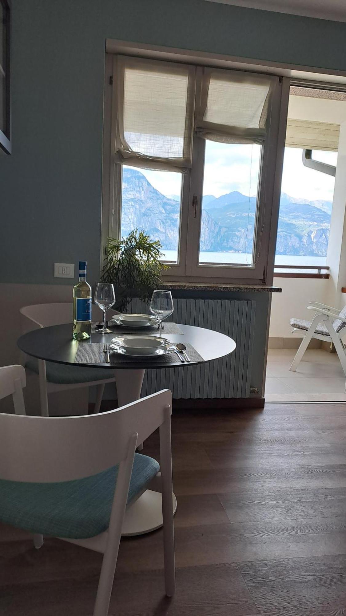 Residence San Vito Brenzone Extérieur photo