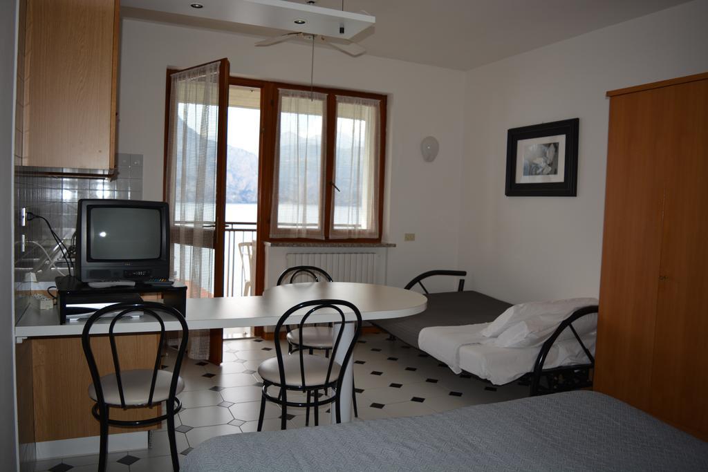 Residence San Vito Brenzone Extérieur photo